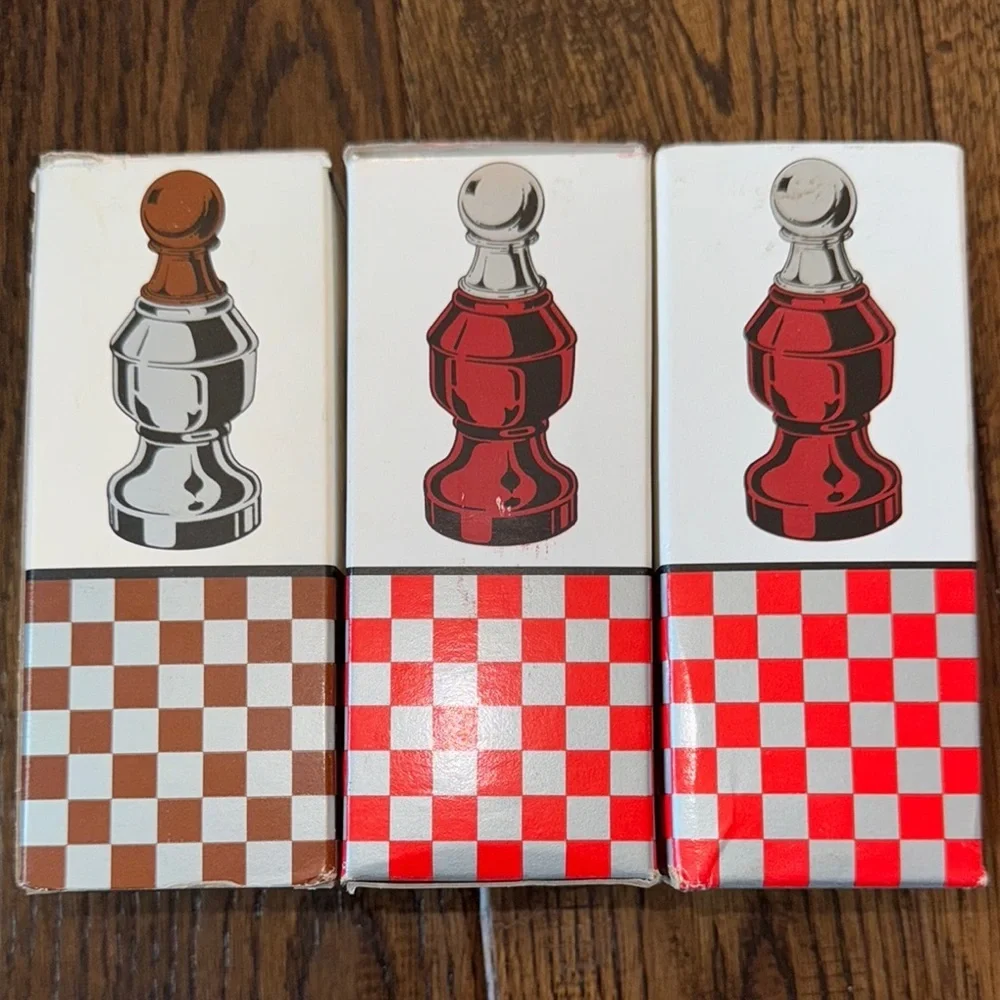 VTG Avon Wild Country & The Pawn II Chess Pieces After Shave